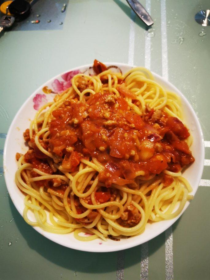 （完胜必胜客的）番茄肉酱意大利面～