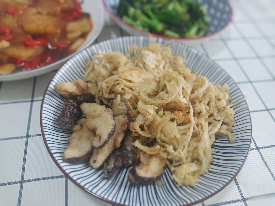 油炸椒盐金针菇
