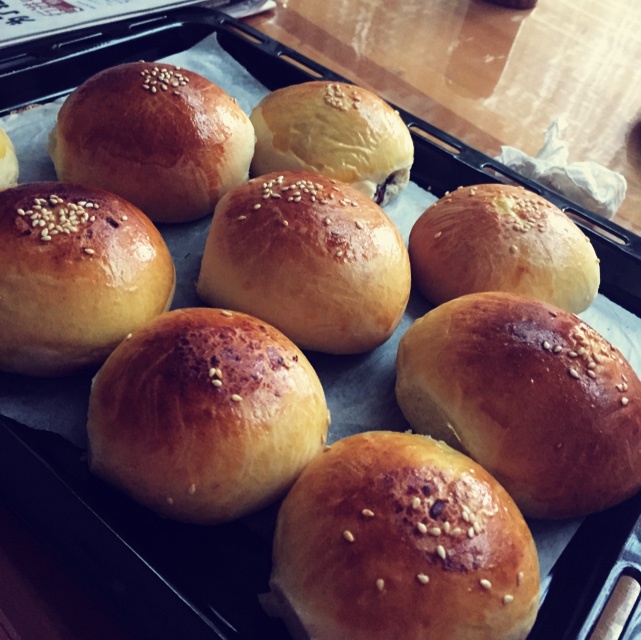 温柔的“中种奶油红豆面包”