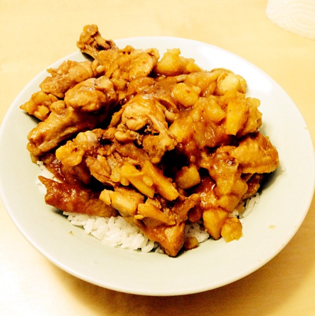 土豆炖鸡块