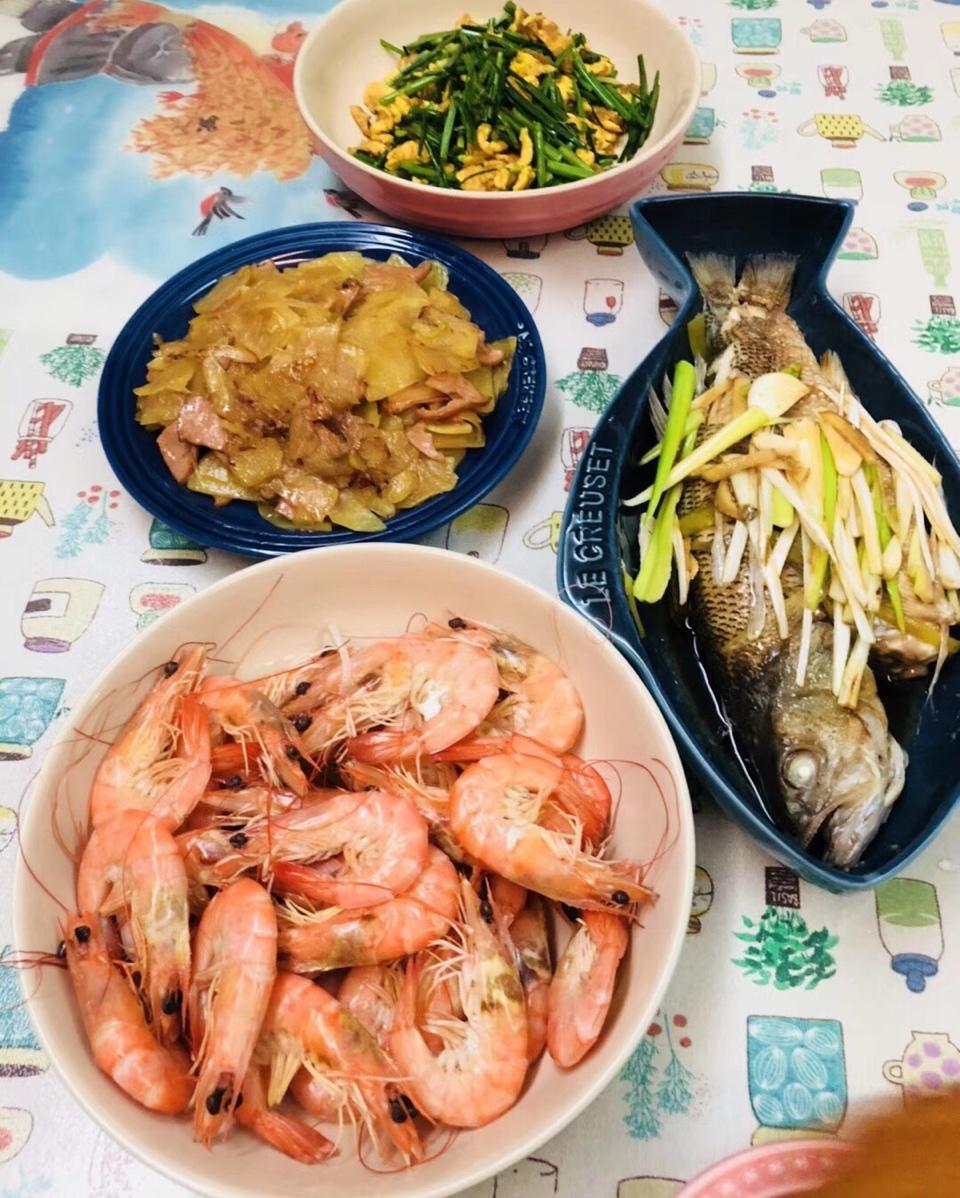 清蒸鲈鱼