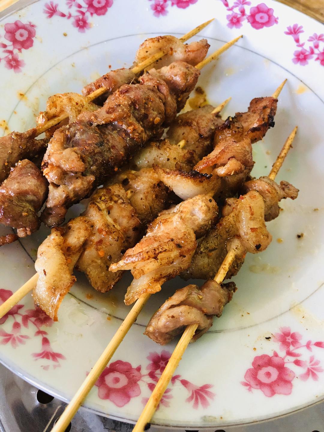 烧烤羊肉串、猪肉串、牛肉串（碳烤版）