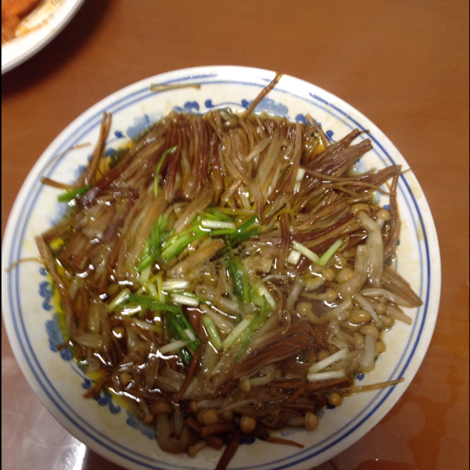油泼金针菇