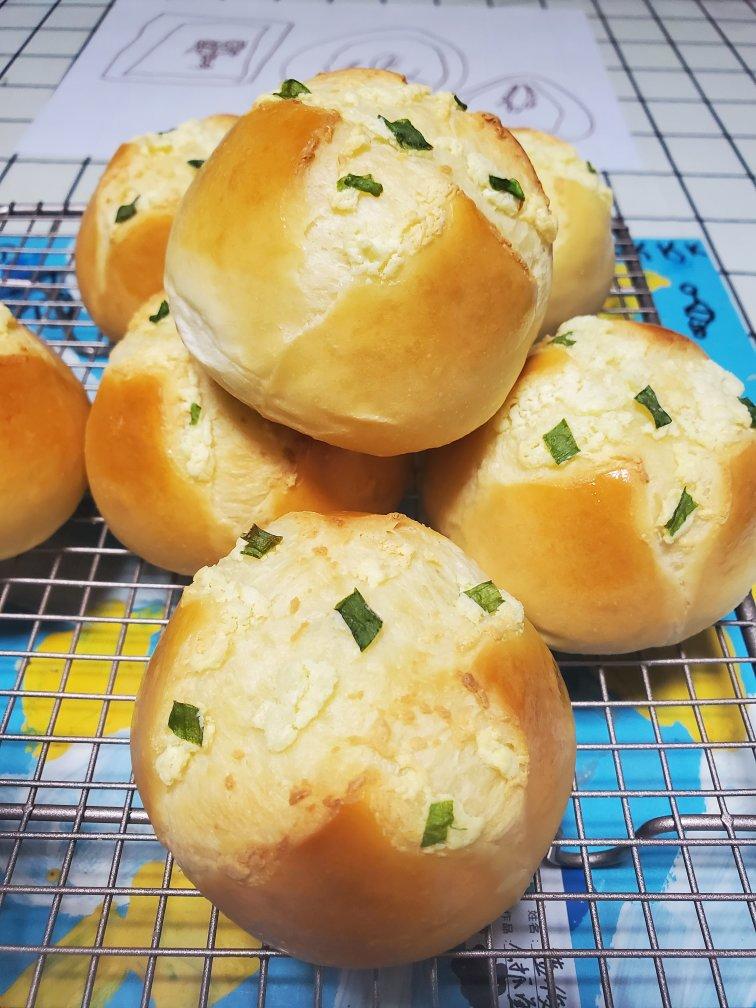 一次发酵❗️超松软蒜香黄油奶酪小餐包