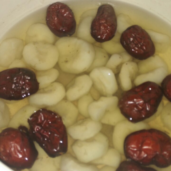 甘蔗马蹄甜汤