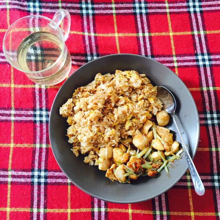 小时候的酱油炒饭