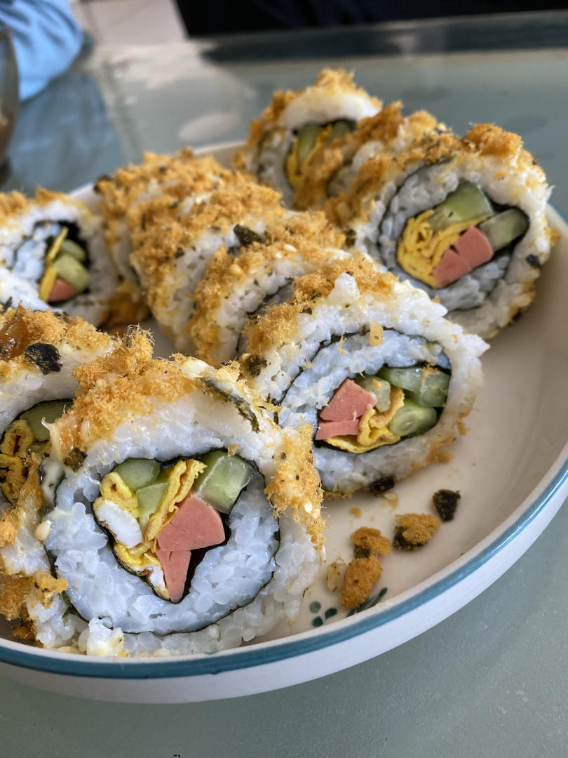 qjjq82做的黄金肉松寿司