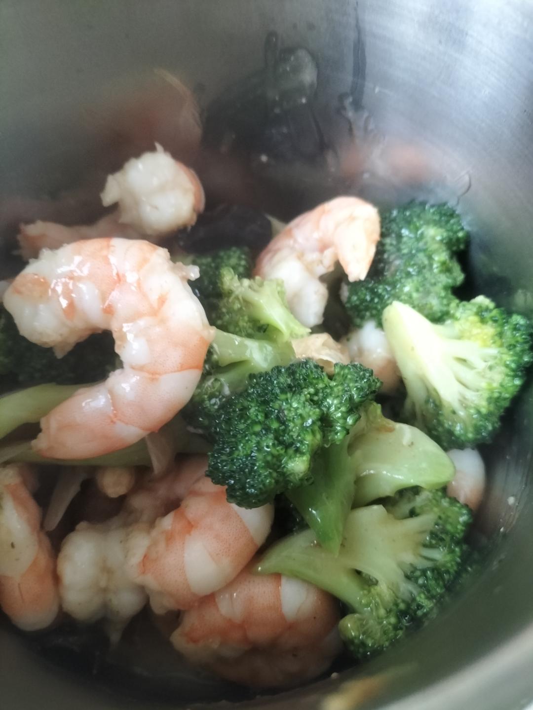 减肥去脂的西兰花炒虾仁