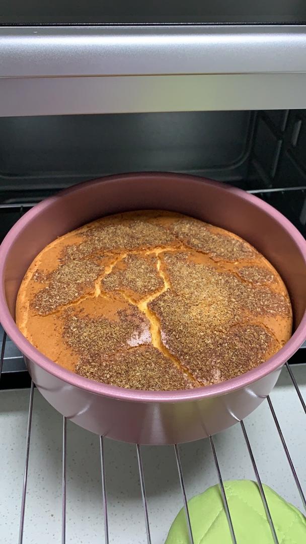 烤箱做蛋糕（戚风蛋糕的做法）