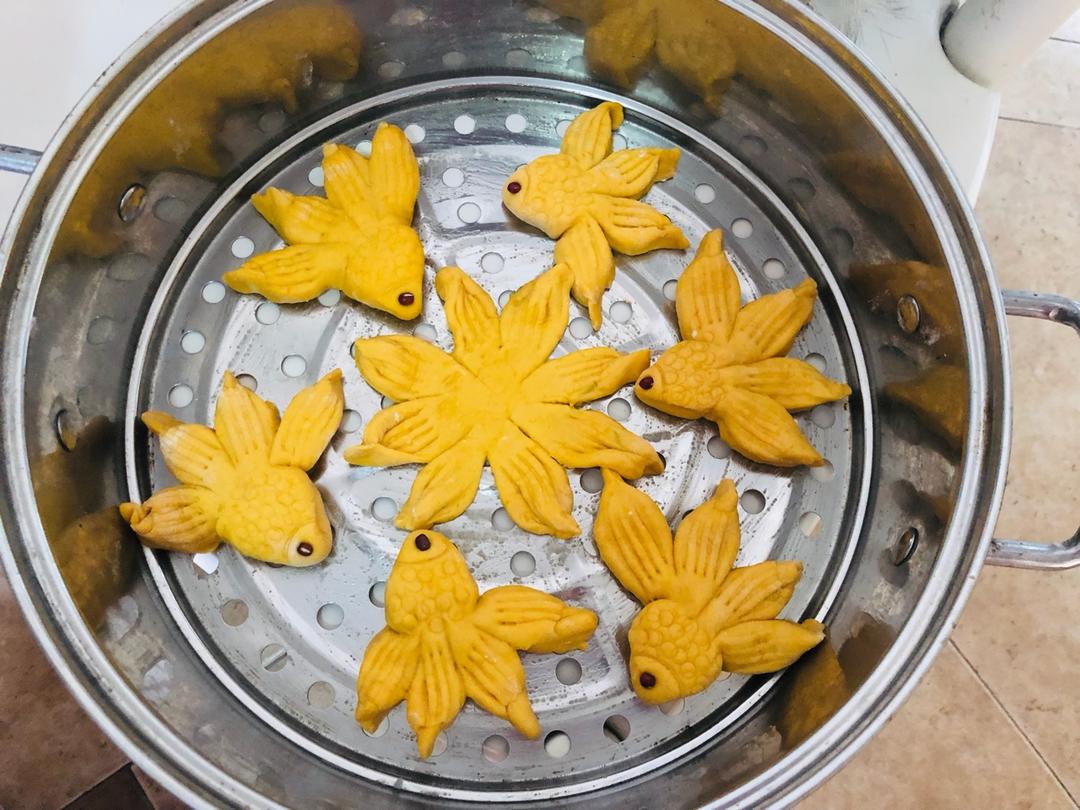 南瓜、紫薯花样馒头