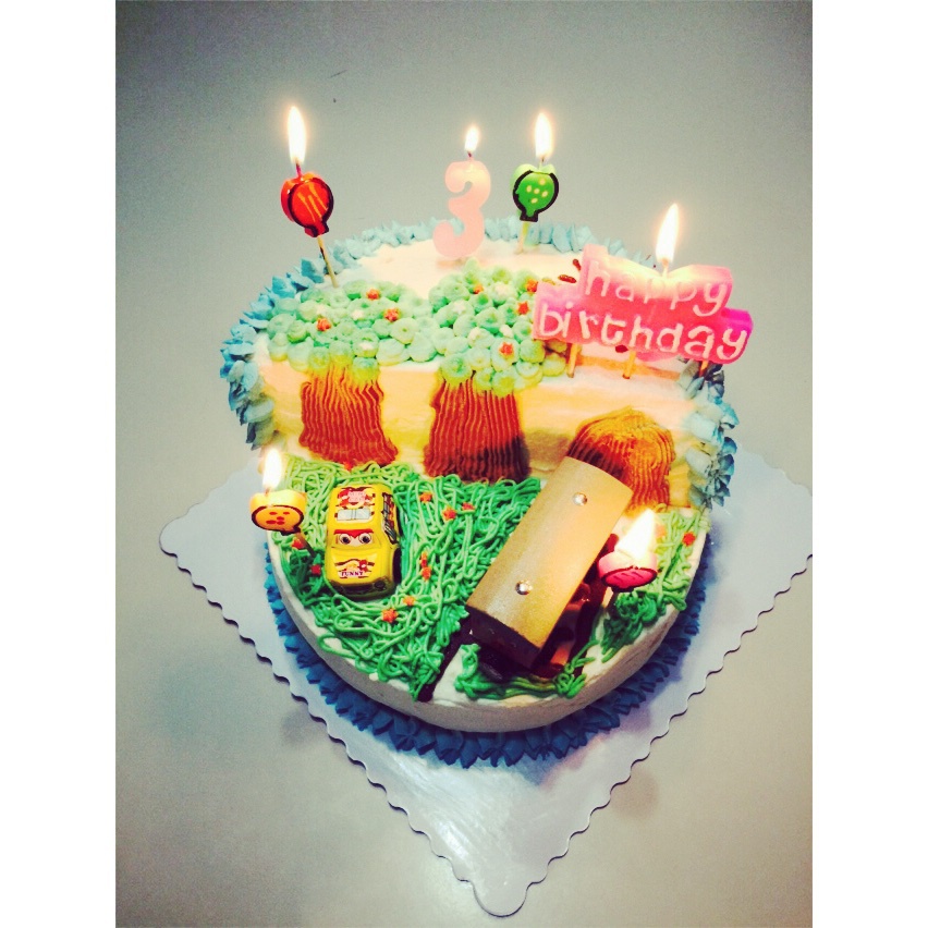 “哐嘁哐嘁～小火车