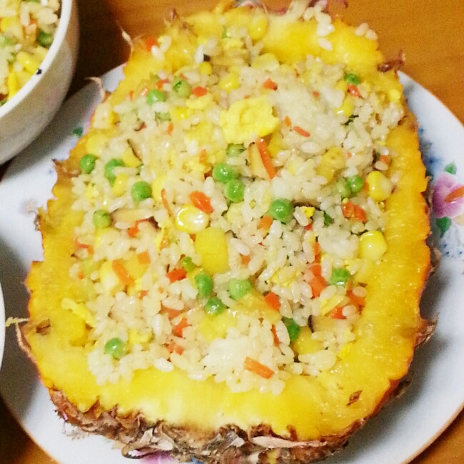菠萝炒饭