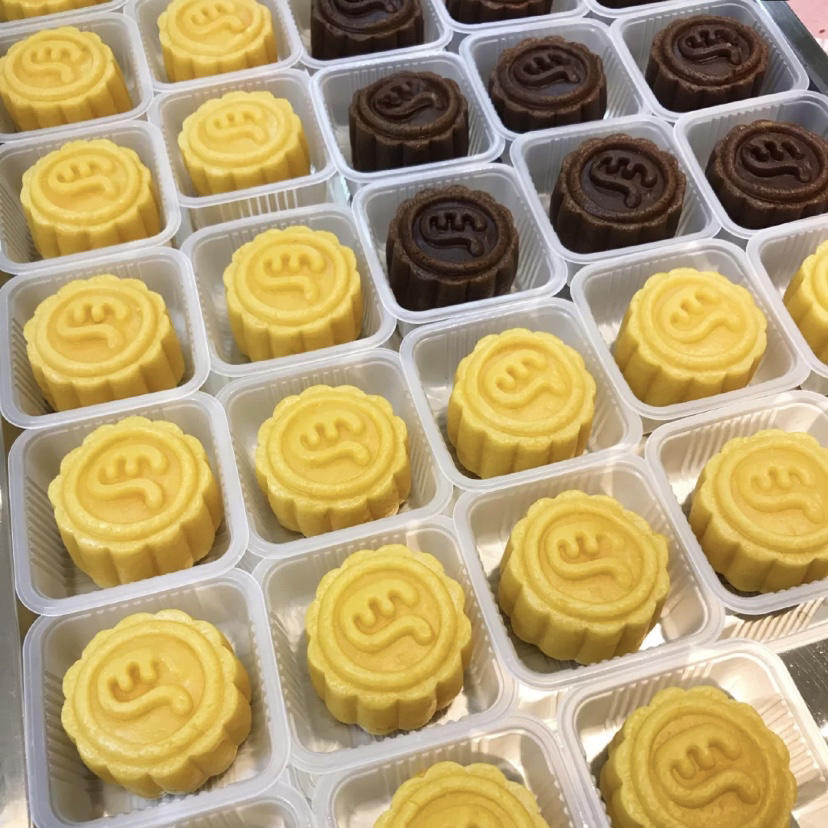 爆浆流心奶黄月饼-咸甜适中入口即化