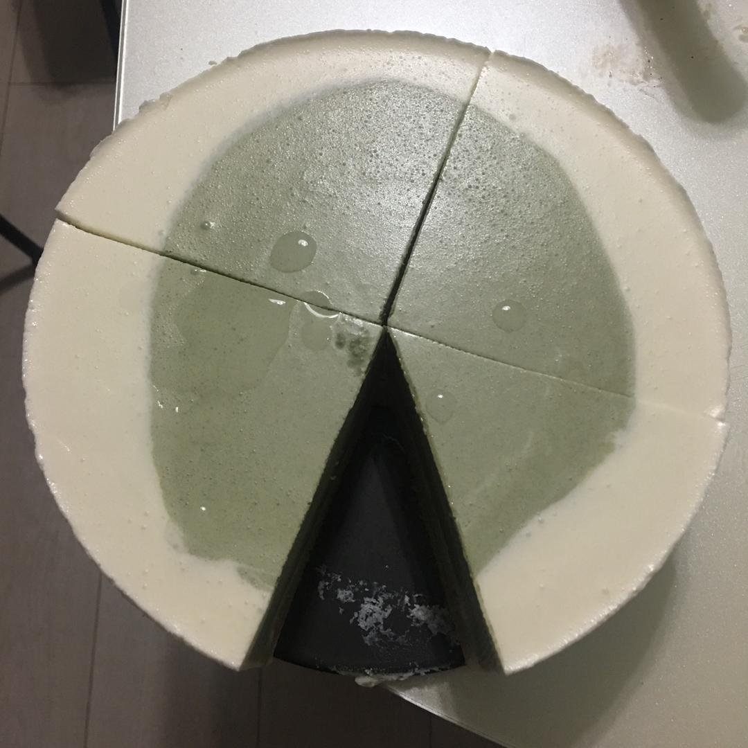 渐变抹茶慕斯蛋糕：我Amanda带着既美又作的抹茶甜点又来了！【曼食慢语】
