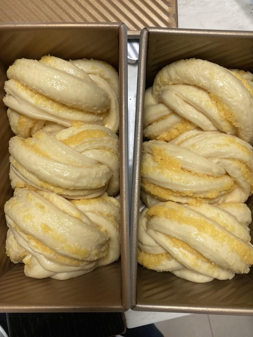 椰蓉满满吐司！幸福的味道。