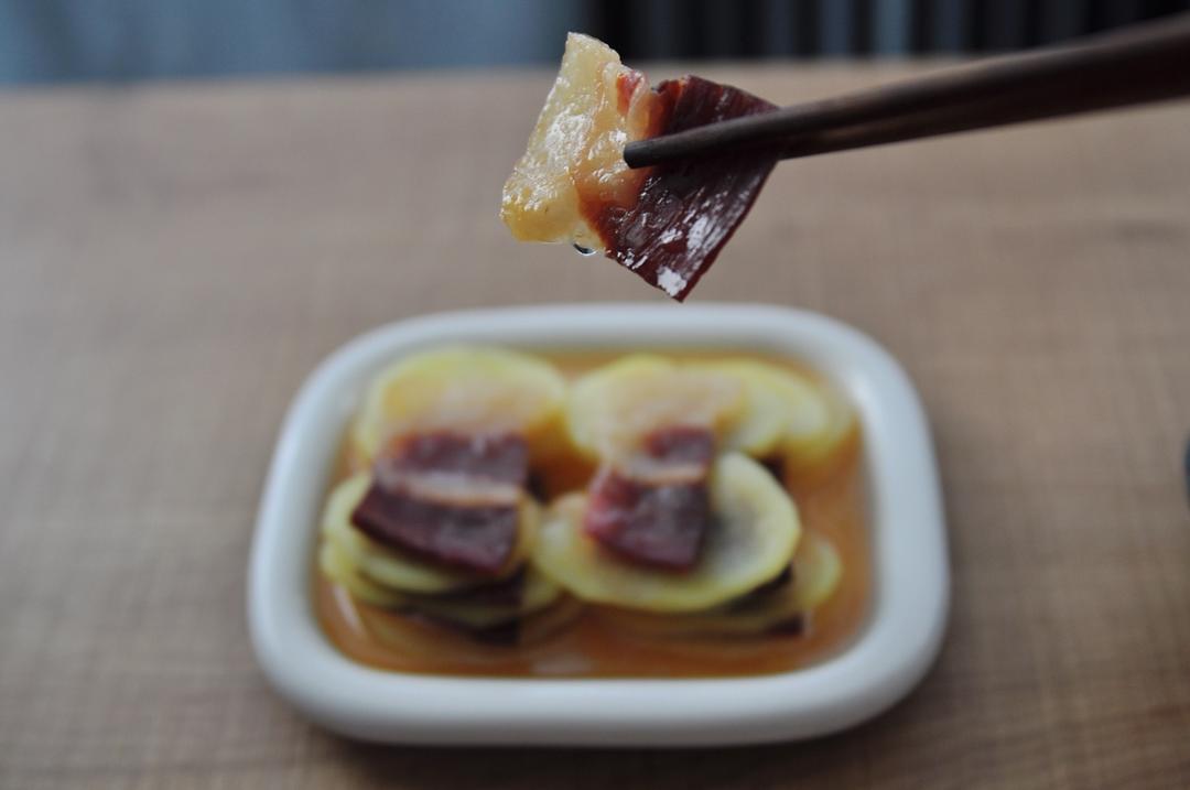 火腿蒸土豆（云南经典菜）