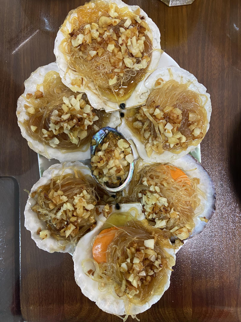 蒜蓉粉丝蒸扇贝粉丝入味有诀窍