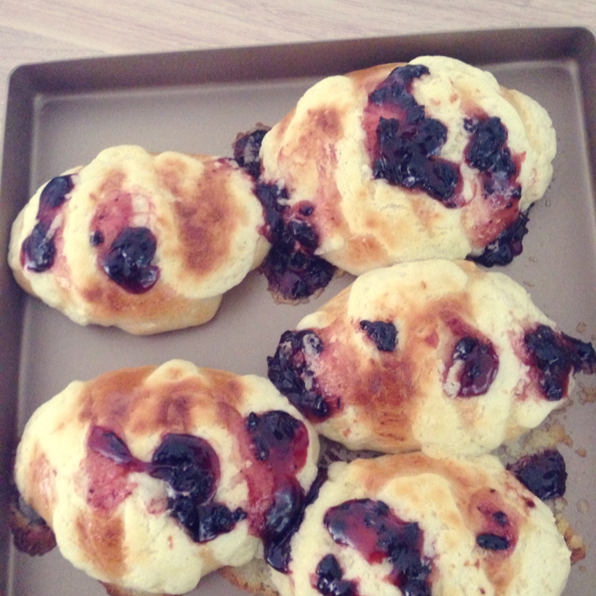 蓝莓奶酪面包