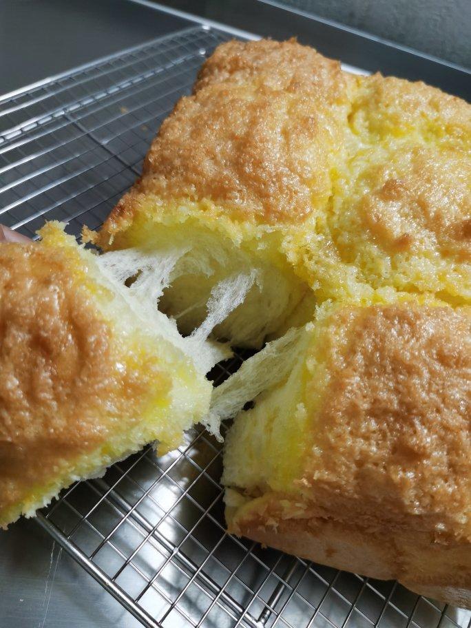 夏季这样做面包，柔软超拉丝，椰蓉餐包