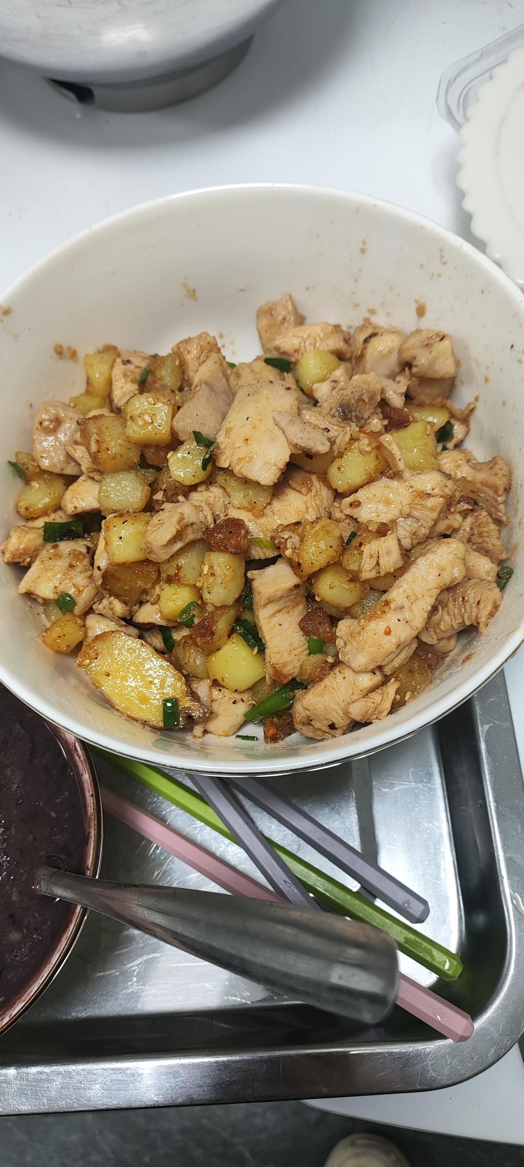 减脂餐——孜然土豆鸡胸肉