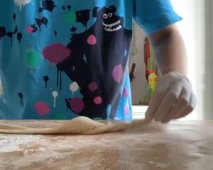 免发酵椒盐面包（多余酵种利用）的做法 步骤3