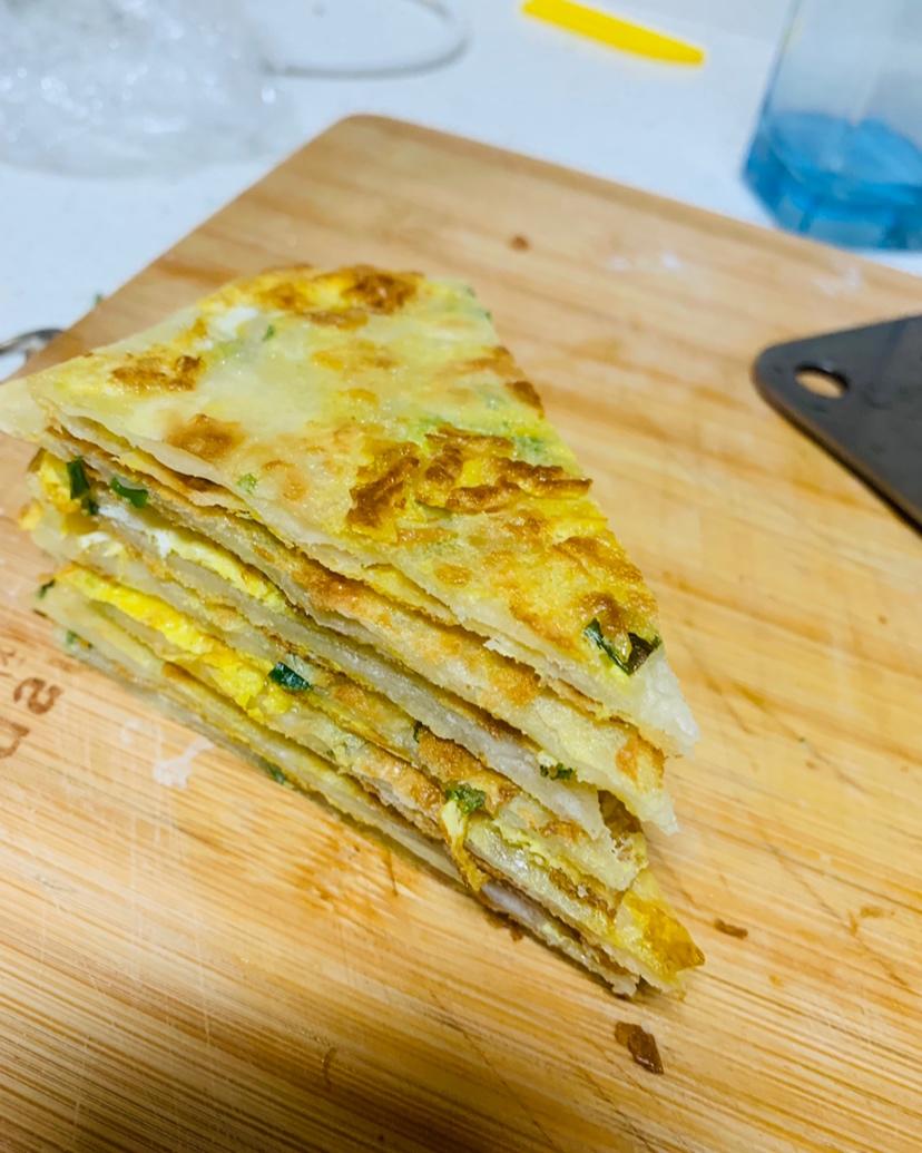 鸡蛋葱油饼                  （更新饼坯保存方法）