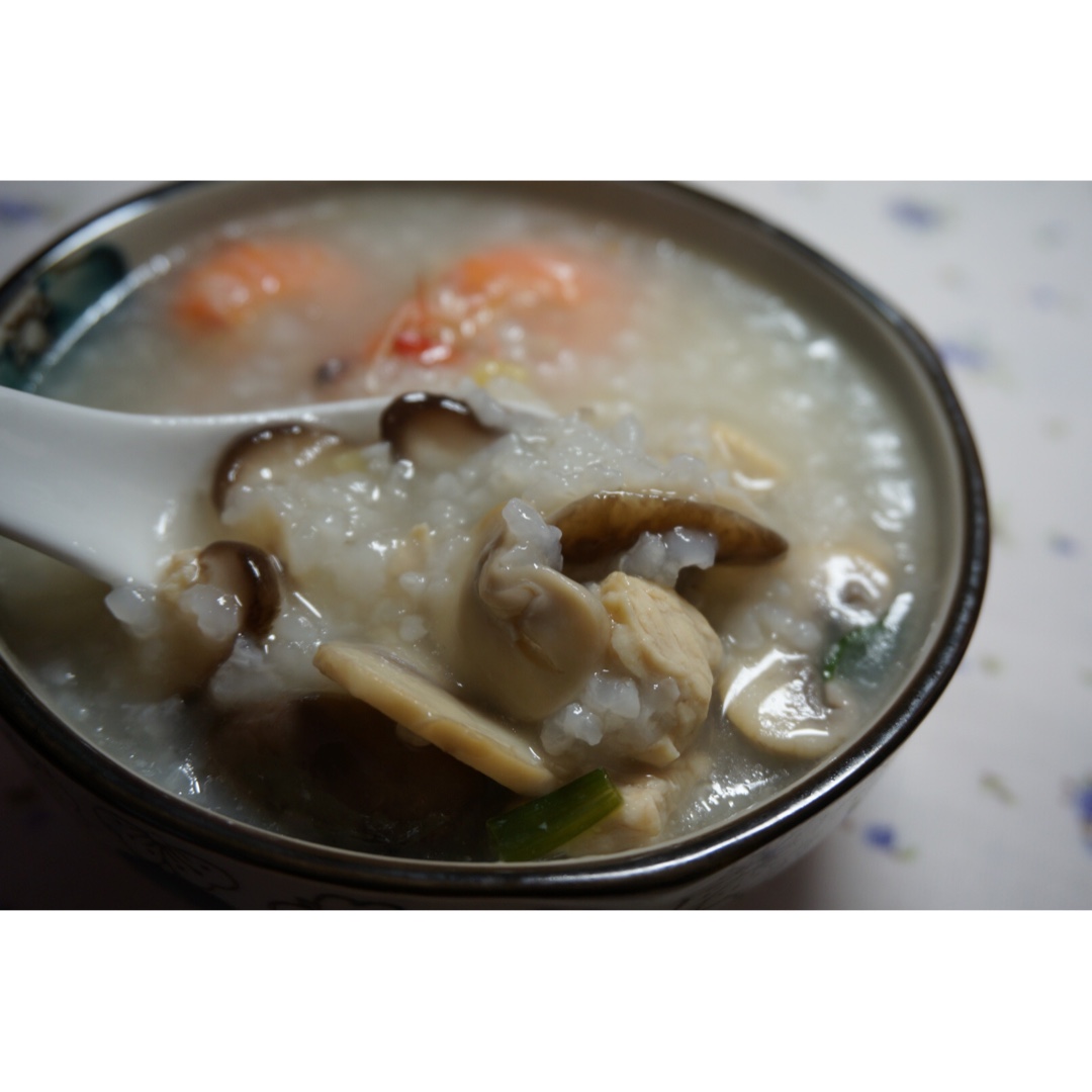 香菇滑鸡粥