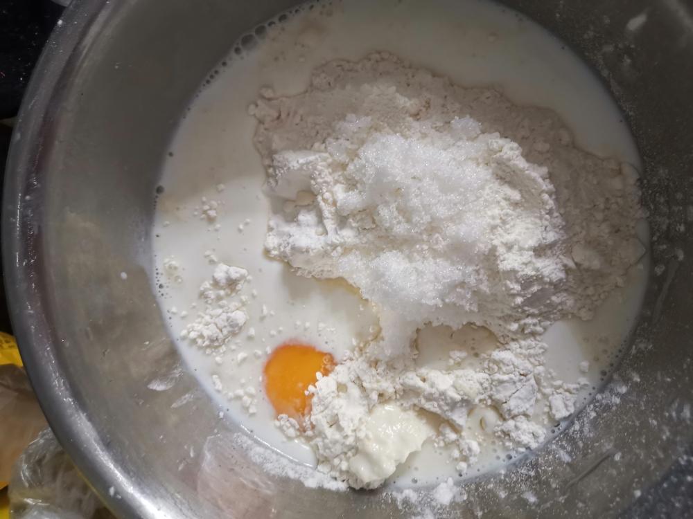 纯奶手撕吐司的做法 步骤1