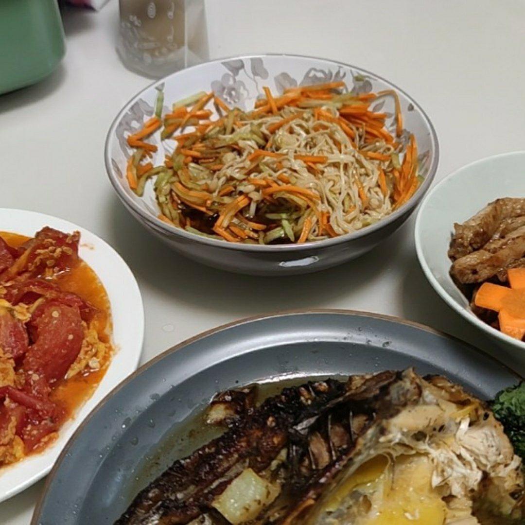 凉拌金针菇