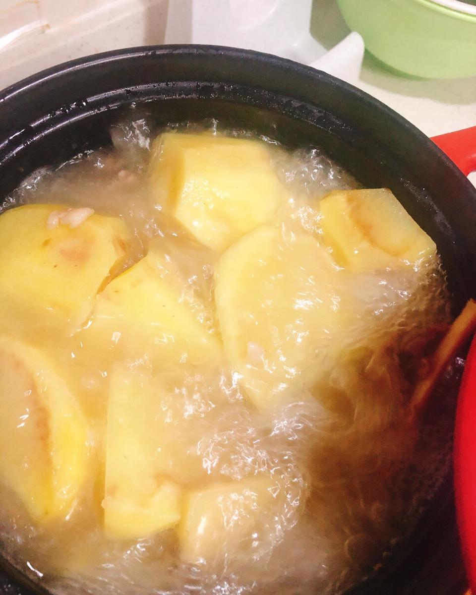 炖羊骨头（内蒙人的做法）