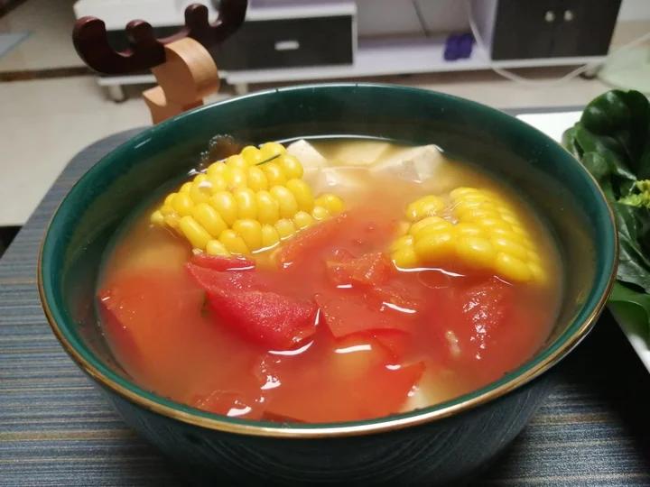 西红柿豆腐玉米汤