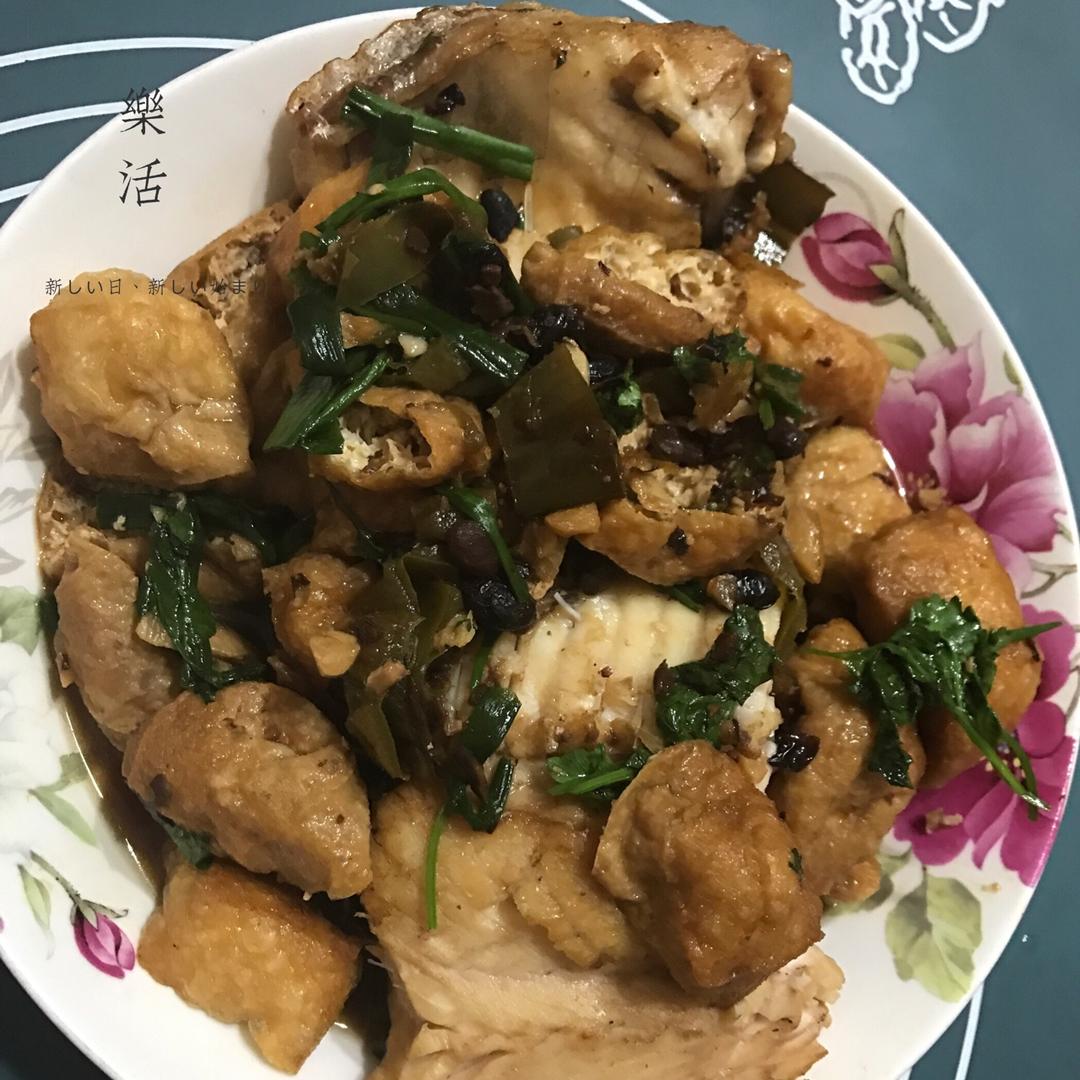 油豆腐焖鱼腩