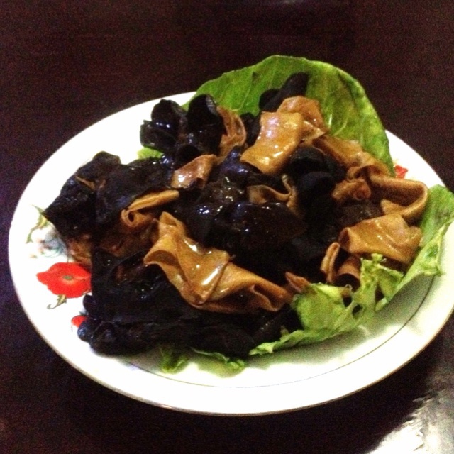 黑木耳炒腐竹