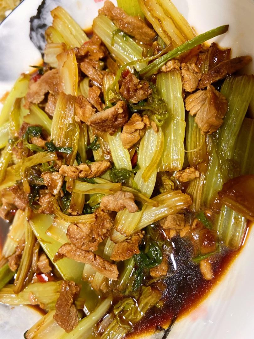 芹菜炒肉