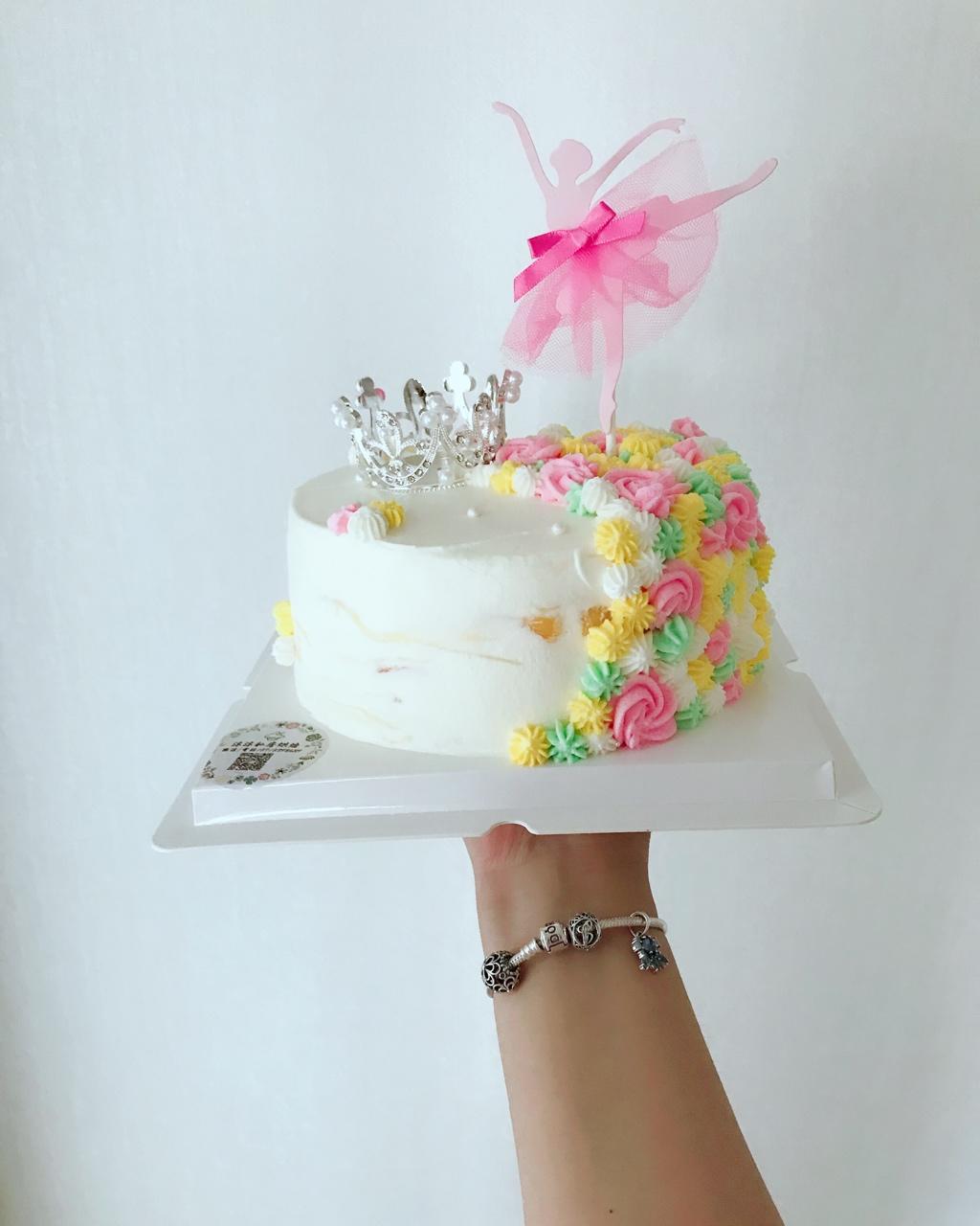 奶油蛋糕抹面小技巧