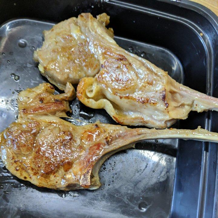 嫩煎羊排