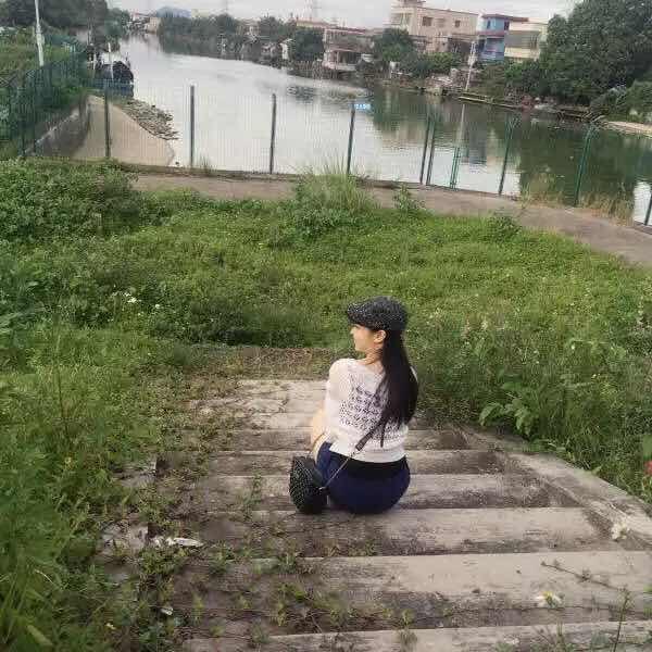 楚楚欣