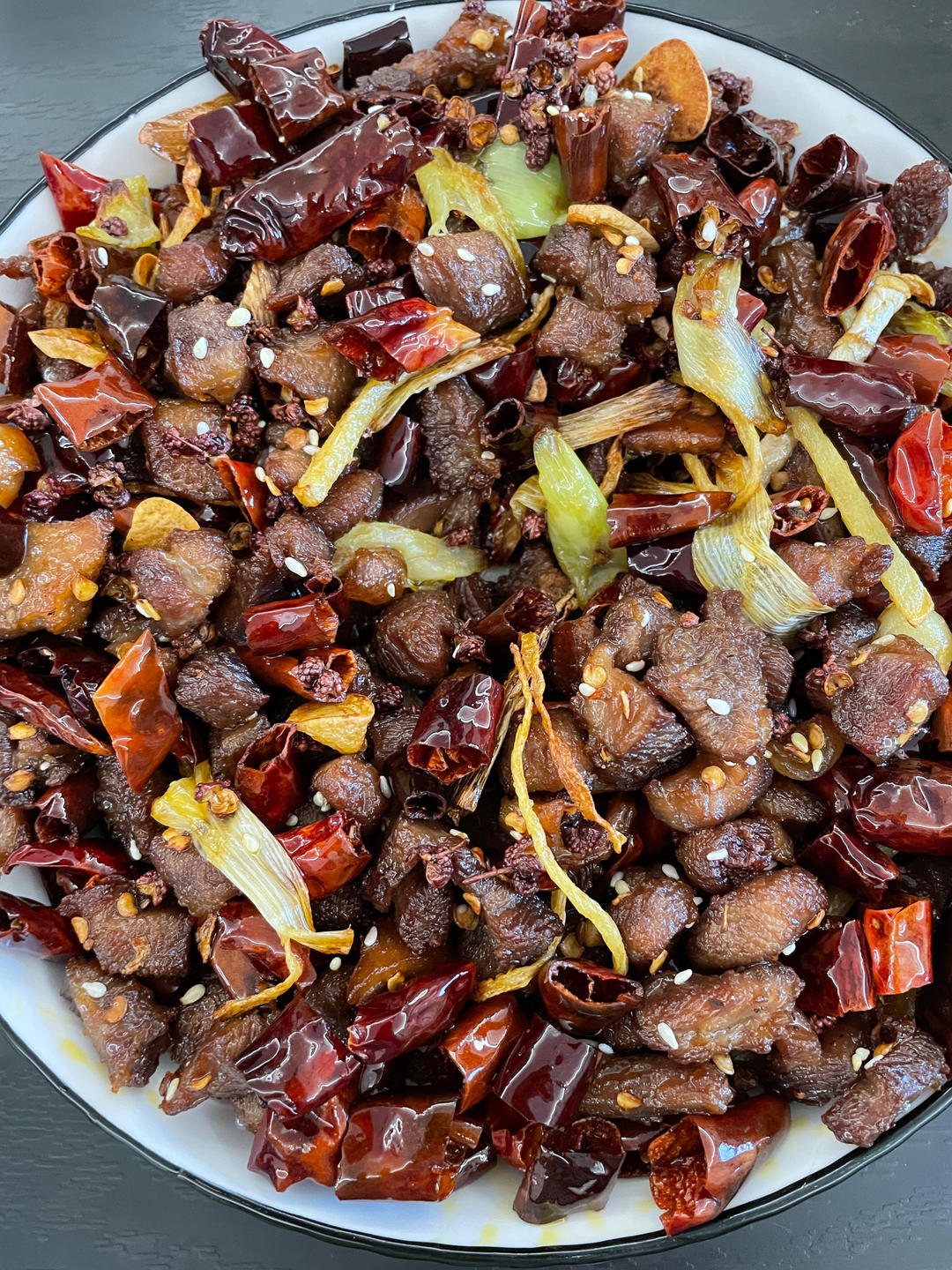 外酥里嫩麻辣鲜香～辣子鸡丁