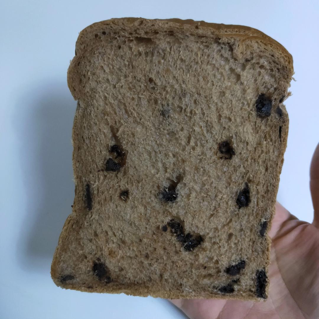 巨~巨好吃的巧克力奶油吐司