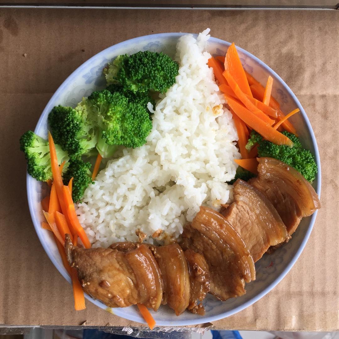 猪肉生姜烧便当