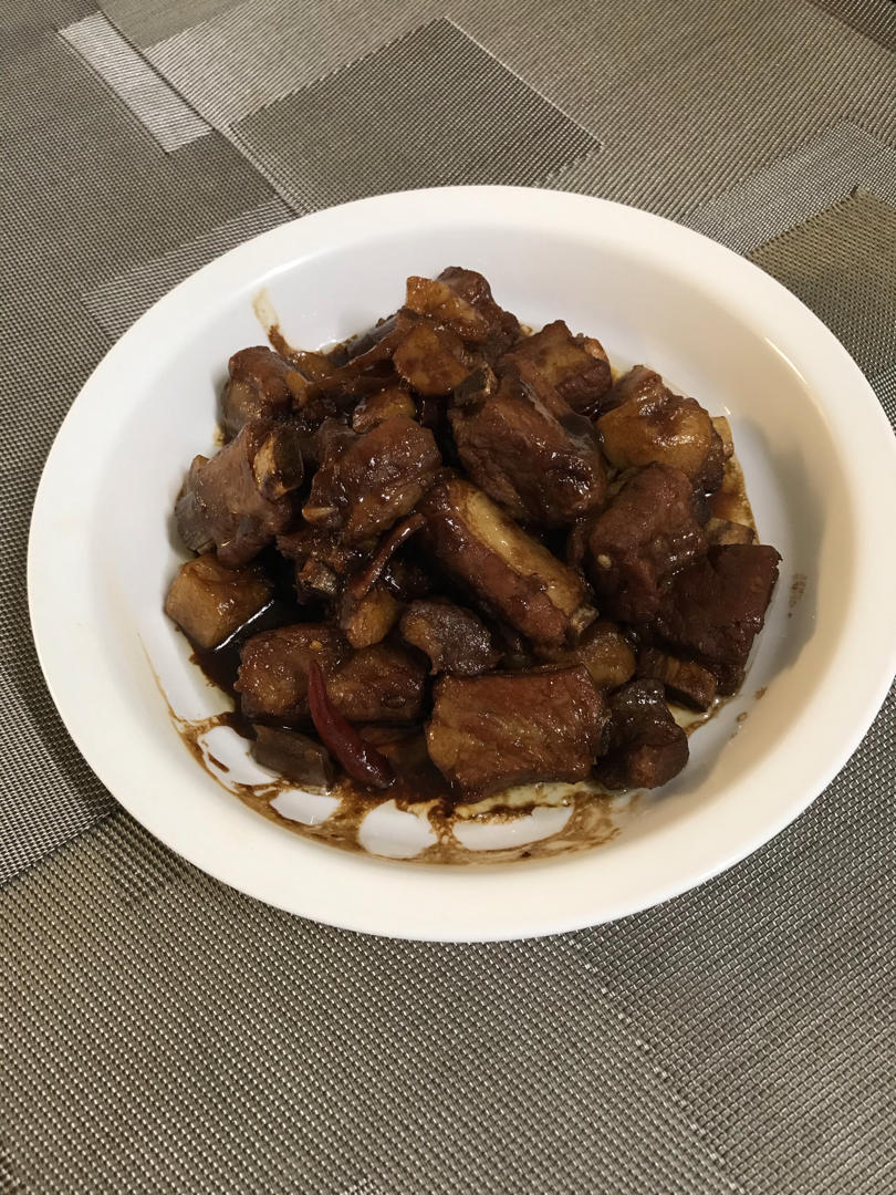 啤酒烧小排（红烧排骨）