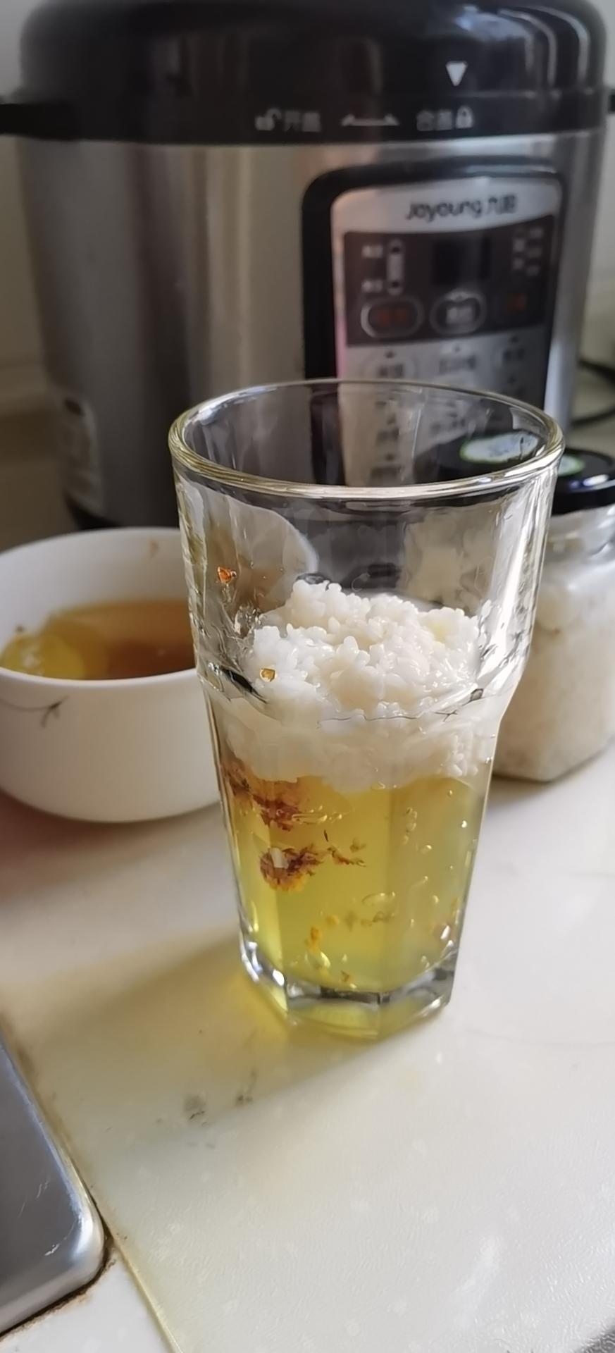 酒酿桂花冻乌龙茶