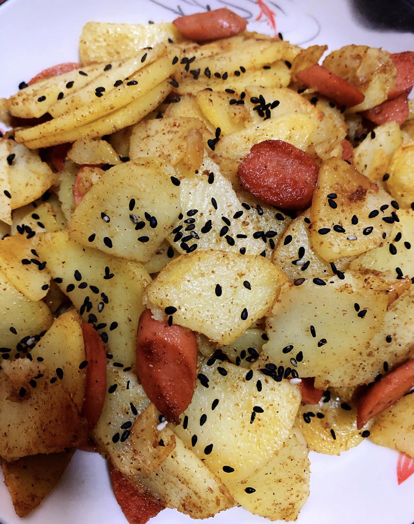 孜然火腿土豆丁