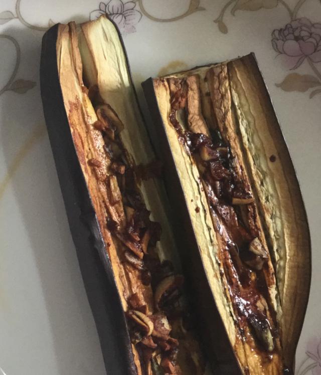 烤箱菜走起--蒜蓉烤茄子