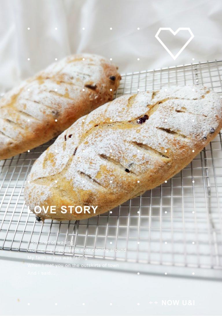 全麦蔓越莓核桃软欧包