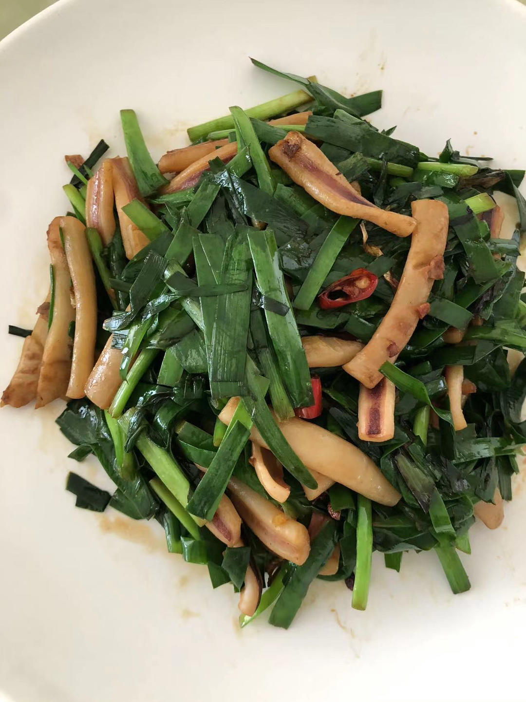 韭菜炒鱿鱼圈