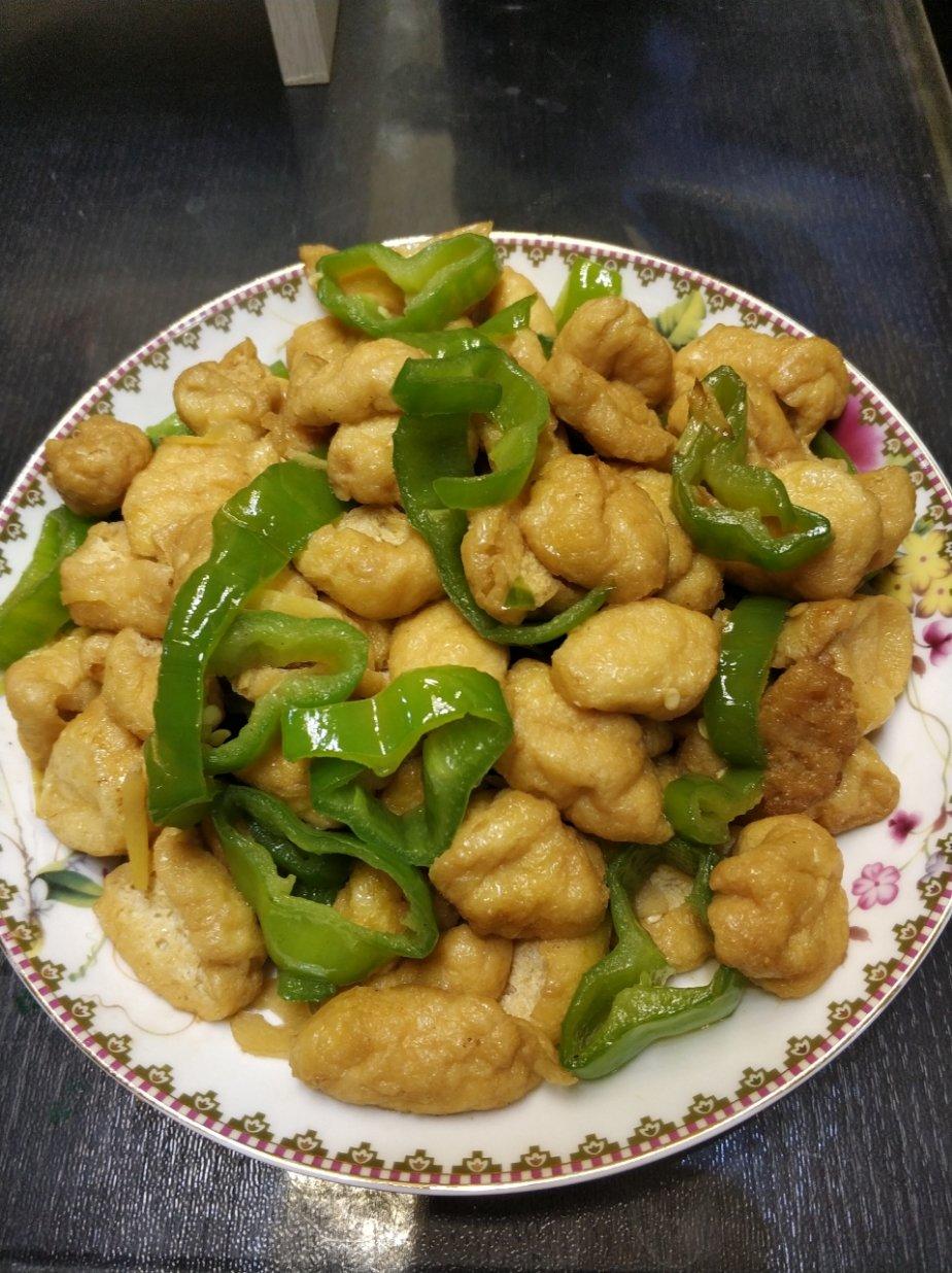 非常可口的🥰“青椒炒豆泡”