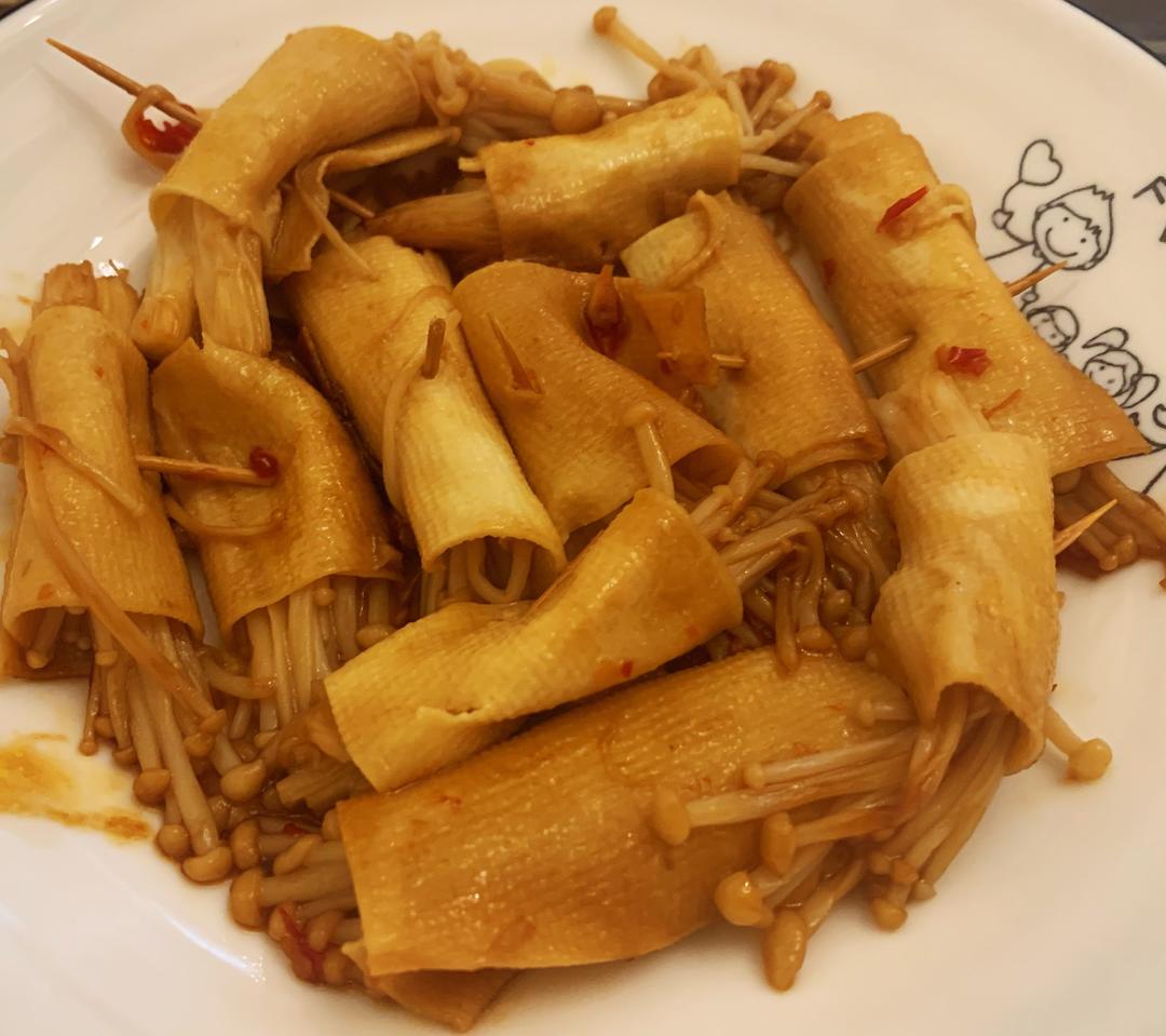 豆皮裹金针菇
