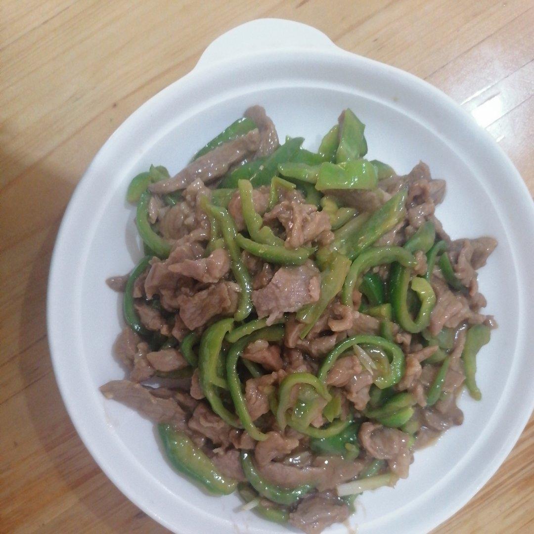 ‼️好吃到舔盘的青椒肉丝盖浇饭
