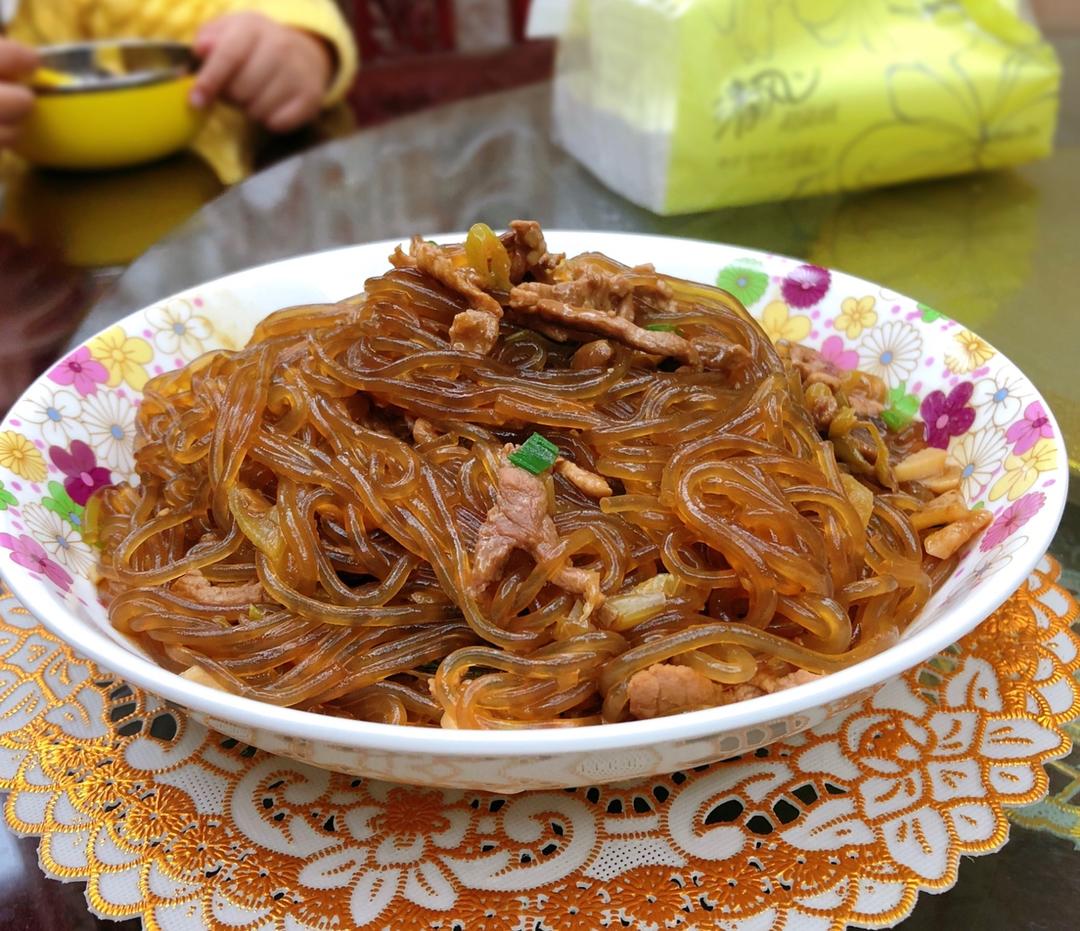 蚂蚁上树